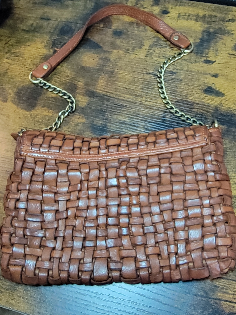 Marta Ponti Woven Leather Shoulder Bag in Chestnut Brown - Picture 5 of 11